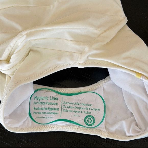 Summersalt The Sidestroke Swimsuit One Piece NEW Size 2 Ivory Resort Vacation - Picture 5 of 6